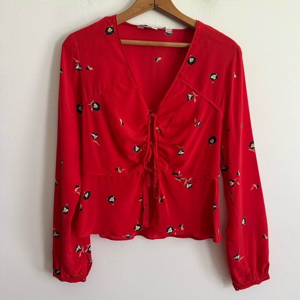 INTERMIX Red Floral Tie Front 100% Silk Long Sleeve Blouse